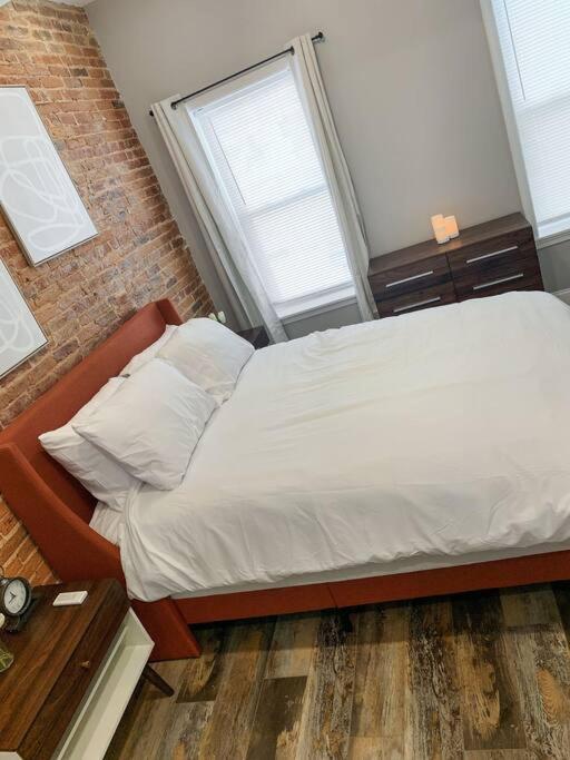 Cozy Modern Apt In The Heart Of Fells Point! Балтимор Екстериор снимка