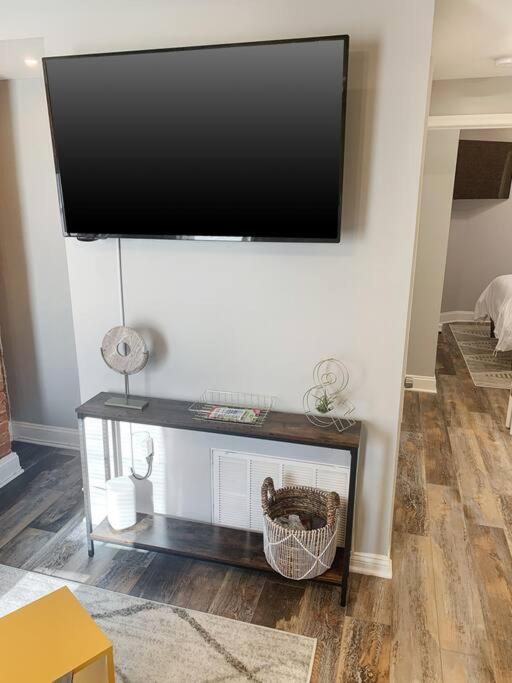 Cozy Modern Apt In The Heart Of Fells Point! Балтимор Екстериор снимка